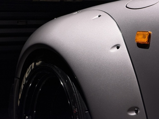 RWB 993 ʐ^