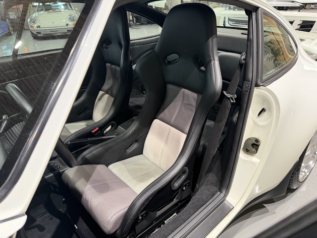 911 993 Carrera RS Tribute �ʐ^
