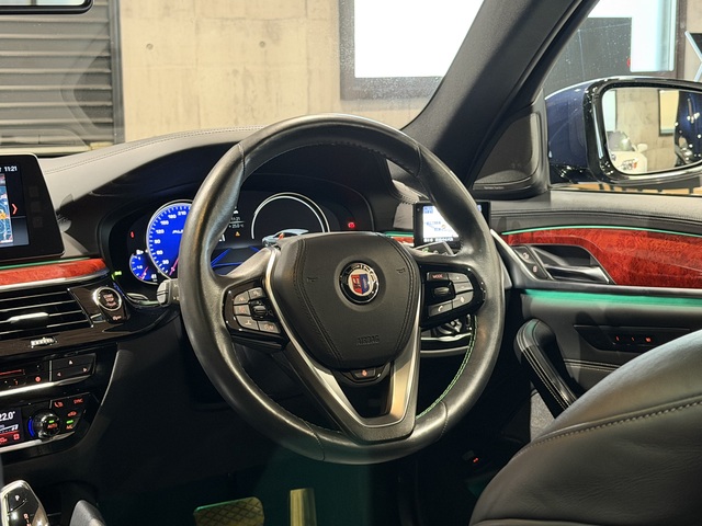 B5 BiTurbo Touring �ʐ^