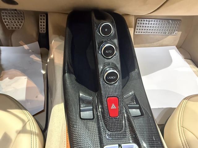 812GTS 写真