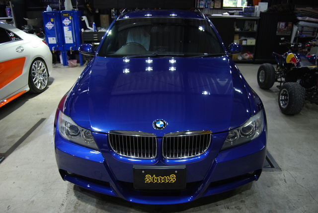 BMW 3V[Y@摜02