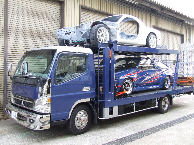 カスタムカー ショップ、中古車の販売や車検、整備。大阪「オートラボ 