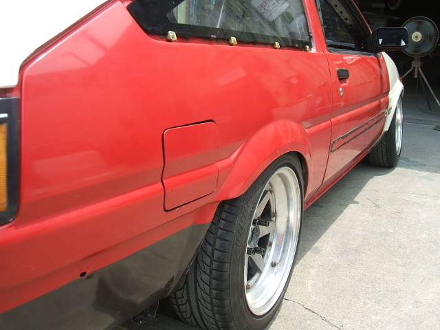 AE86 n`ÑI[o[tF_[ ŃChdl