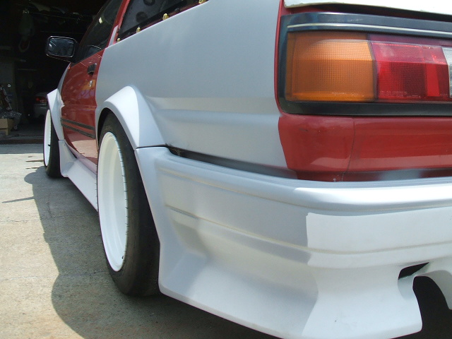 AE86 n`ÑI[o[tF_[ ŃChdl