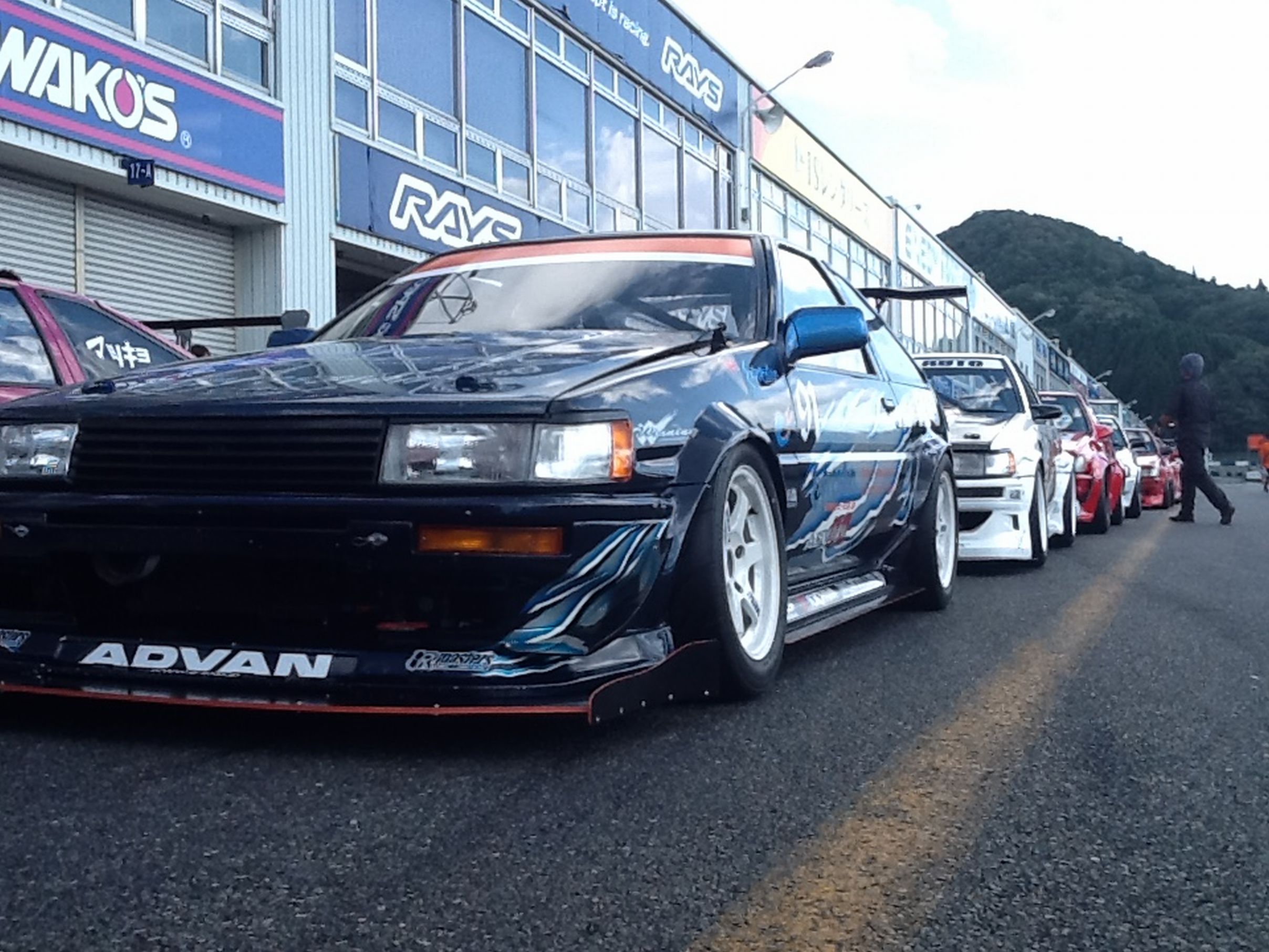 AE86n`NI[o[tF_[Ch{fBGNXvbVɌ쐼s