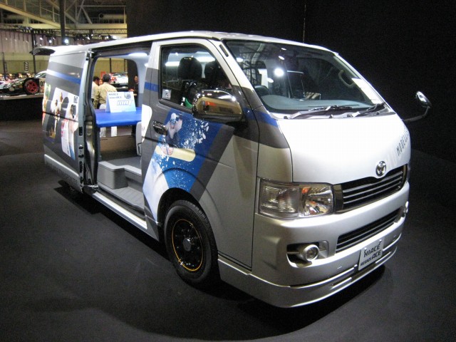 ���É��I�[�g�g�����h2008