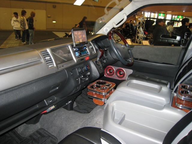 ���É��I�[�g�g�����h2008