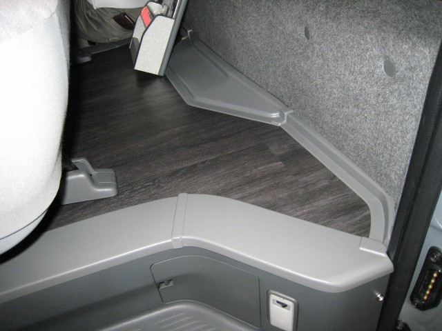 ���É��I�[�g�g�����h2008