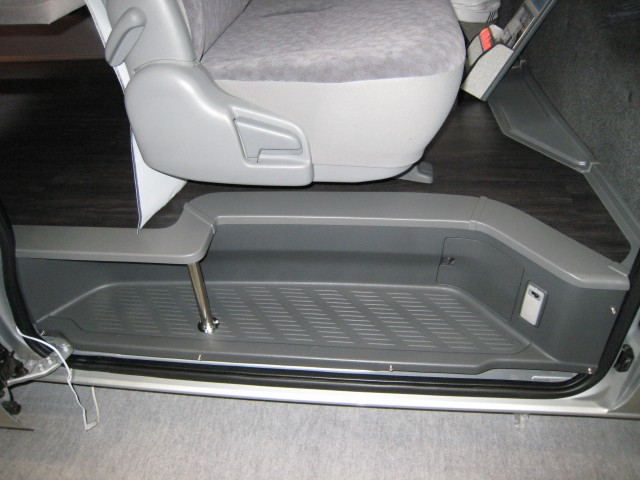 ���É��I�[�g�g�����h2008