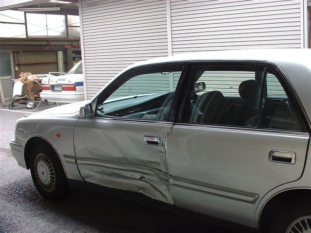 板金塗装 クラウン