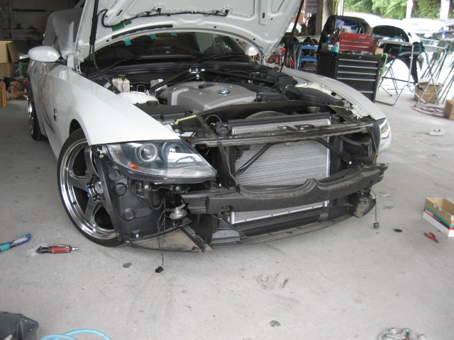 BMW Z4  �J�X�^���y�C���g