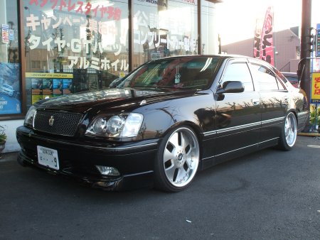 クラウンアスリートのJun  Style・弐壱零冠會・目指せPickUpCars・緊急事態宣言・純正ホイールローダウンに関するカスタム事例｜車のカスタム情報はCARTUNE