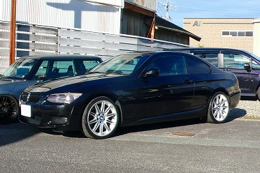 E92 325iクーペ