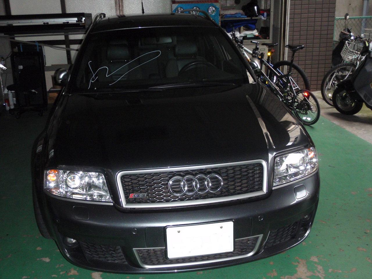 アウディRS6アバント ガラス交換