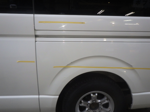トヨタ ハイエース(福祉車両) 板金塗装修理事例
