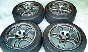 R33GTR �����z�C�[���h�� �J���[�`�F���W