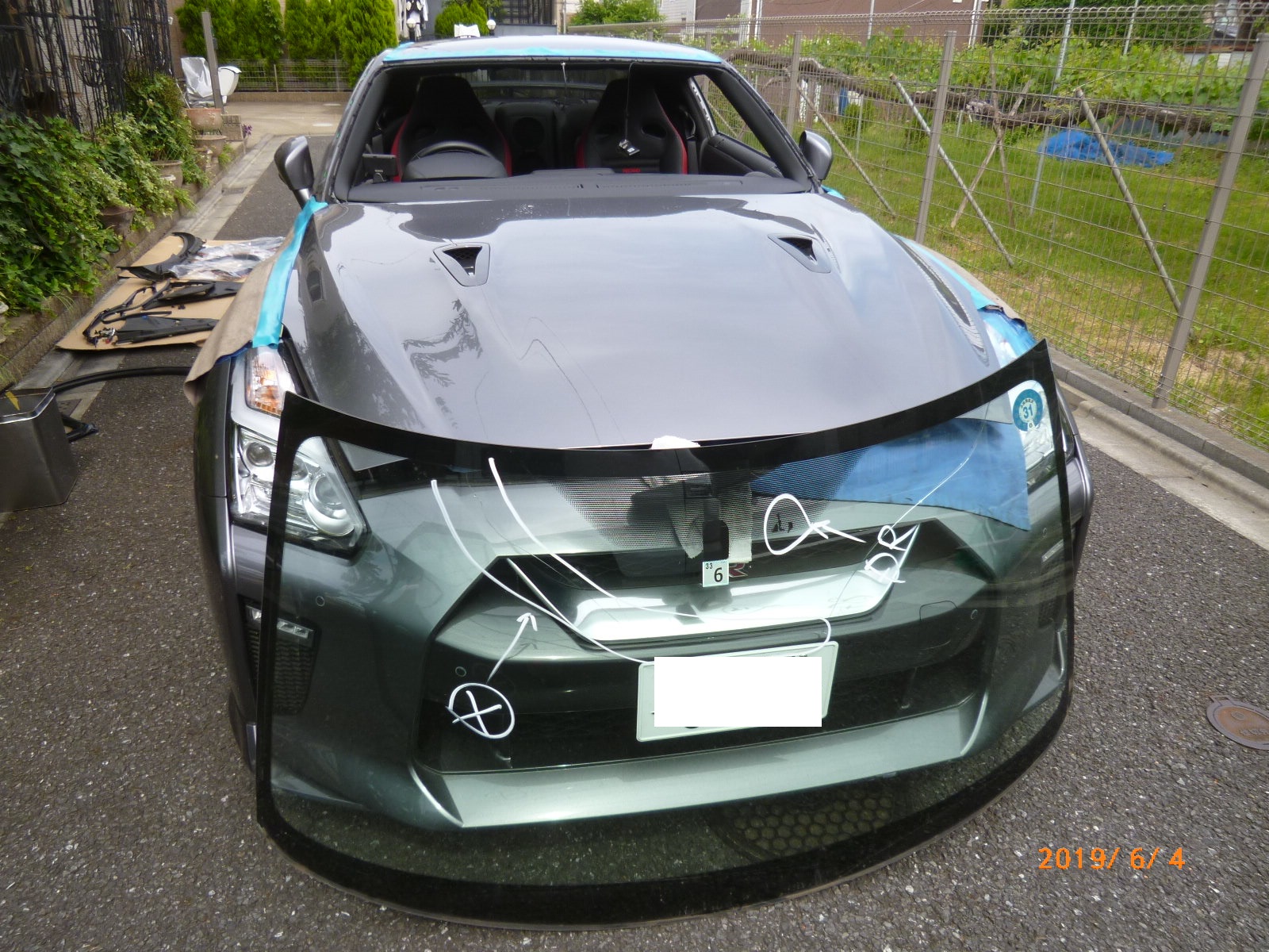 gtrフロントガラスの作業の実例 作業の実例 西村ガラス 東京都 目黒区 まで gtrフロントガラスの作業の実例 作業の実例 西村ガラス 東京都 目黒区 まで